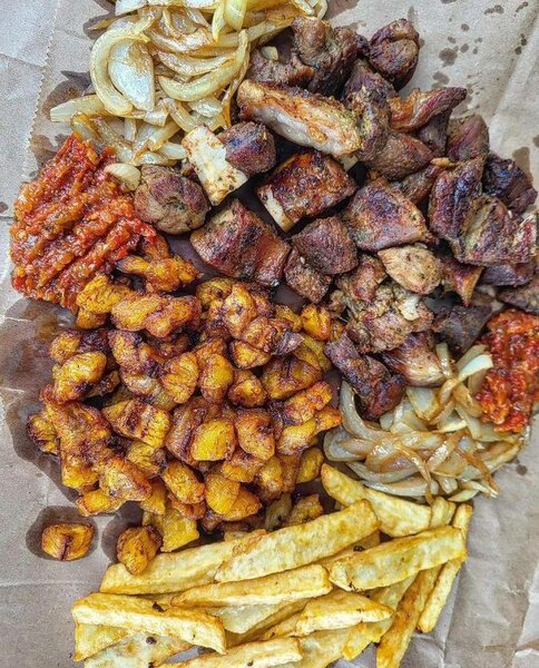 Porc Braisé + Alloco & Frites