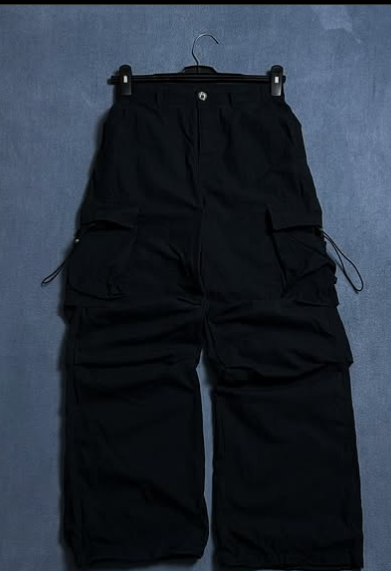 Cargo pants size: waist 29 / length 42