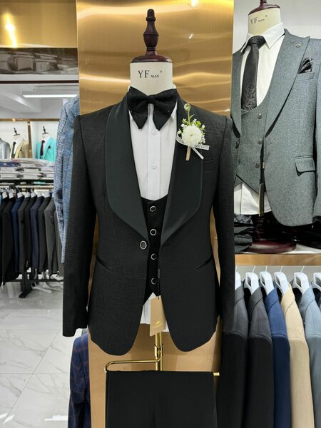 MEN SUITS