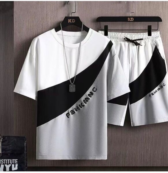 Ensemble de shorts+T-short