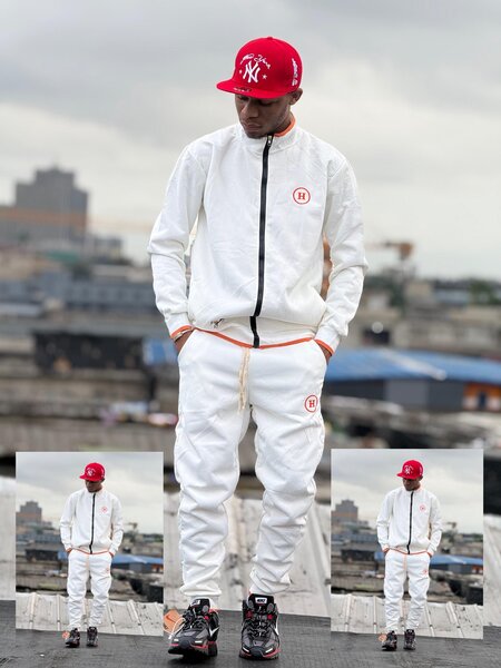 Ensemble Sport Blanc Homme Élégant