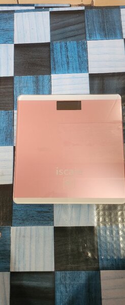 Balance connectée rose