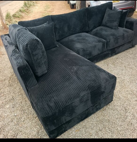 Canapé d'angle en velours noir corduroy