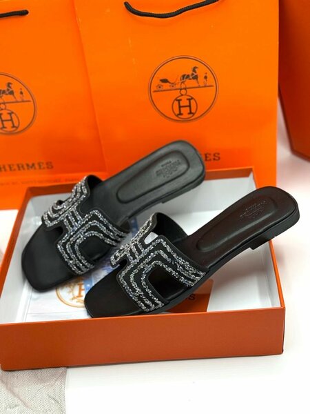 Hermes slippers