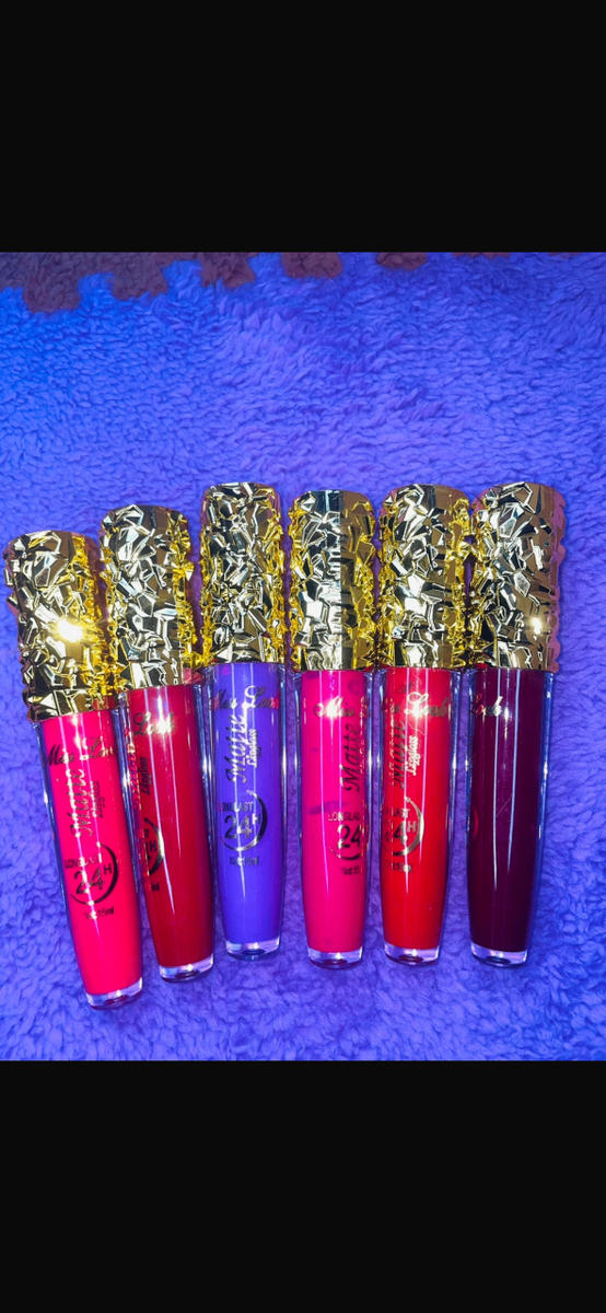 48 hours lip gloss