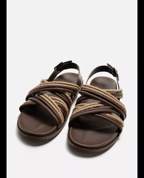 Sandales en cuir tressé