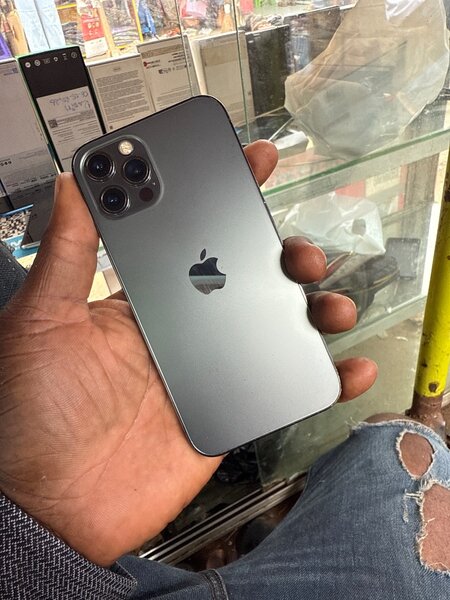 iPhone 12 Pro 256G casi neuf