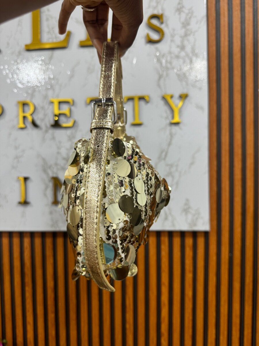 Pretty gold bag
