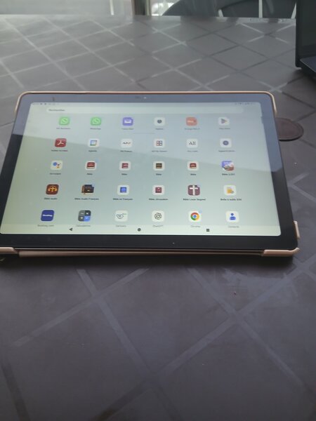 Tablette tecno 128 GO