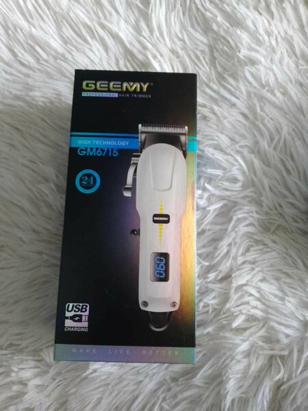 Tondeuse Cheveux Geemy GM6715