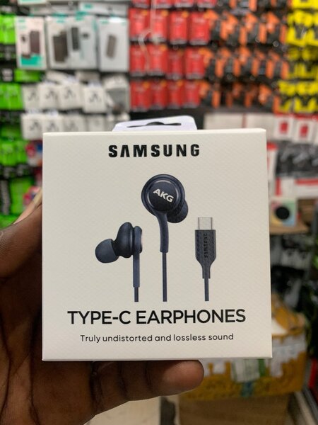 Type C earphone