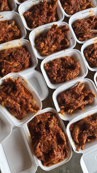 Patte de poulet et alloco