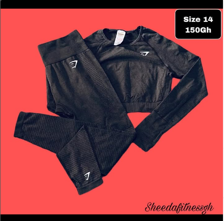 top and leggings black