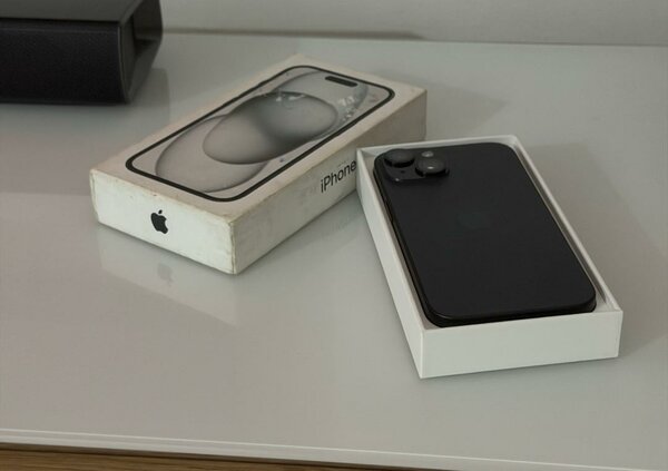 iPhone 15 dernier model 256 Go