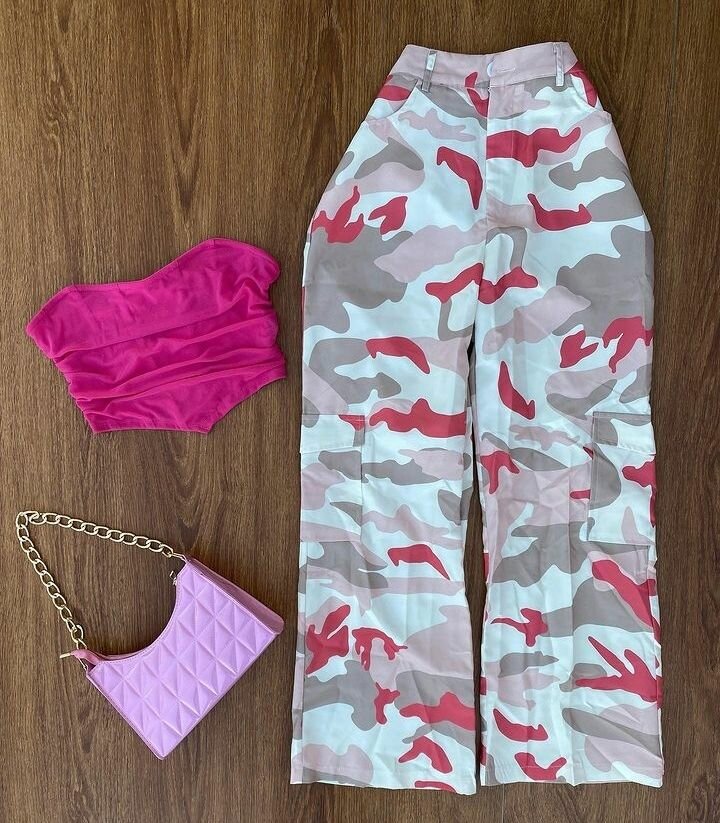 Girl top and down and bag