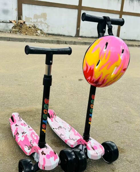 Trottinettes roses pour enfants