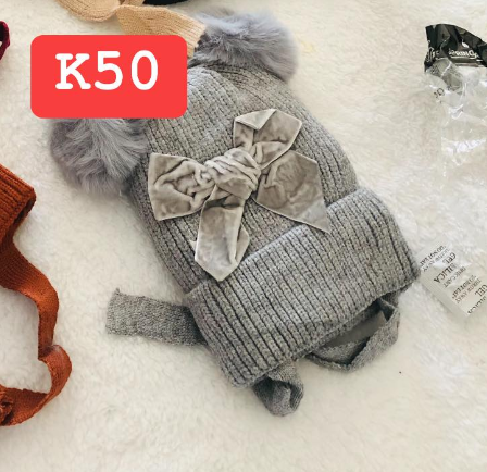 Hat with pompon for a girl grey