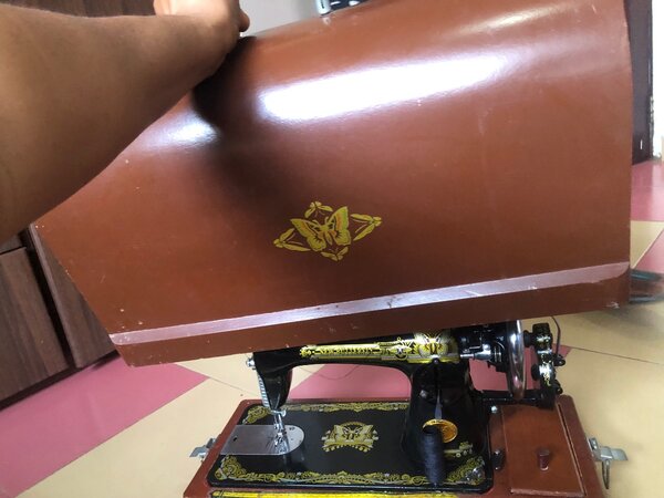 Butterfly sewing machine