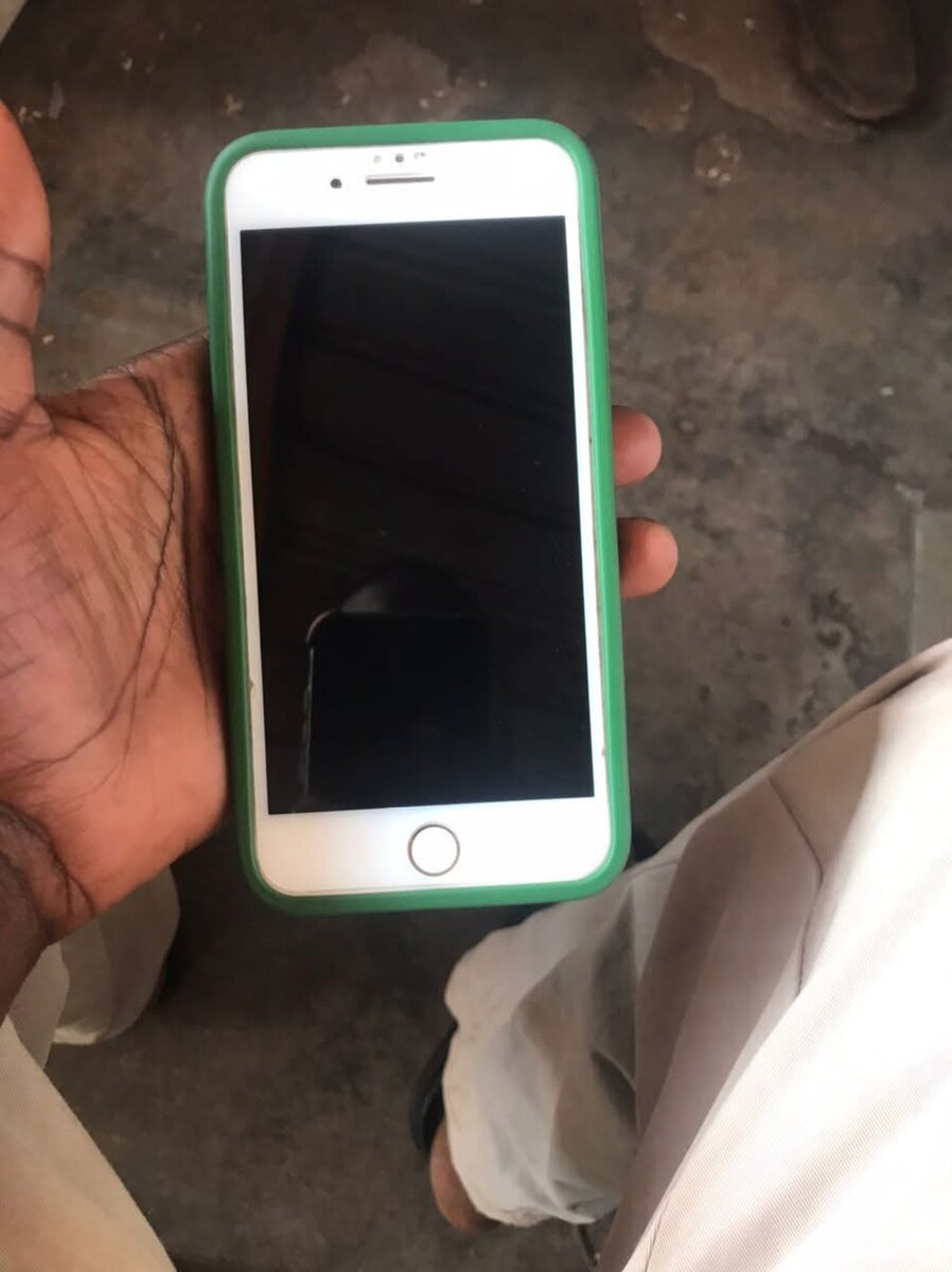 Apple iPhone 6 avec coque verte