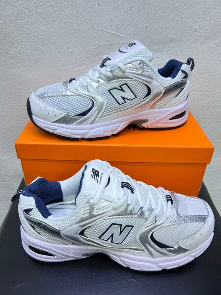 New Balance 5740 blanc et gris