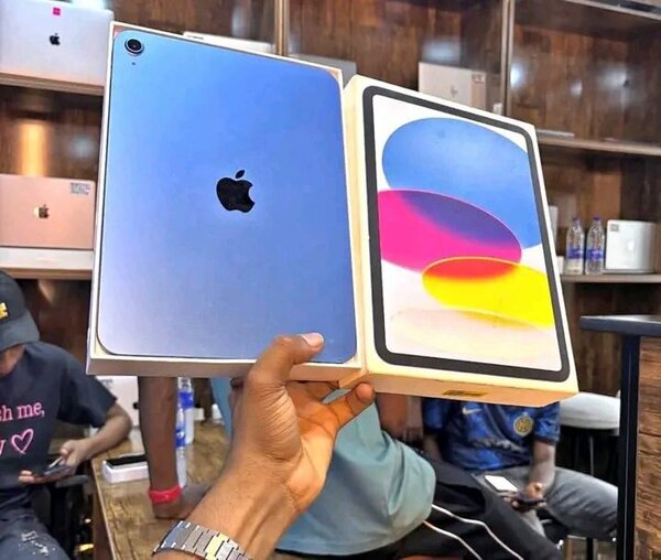 Apple iPad 10e Génération 64Go Wi-Fi Bleu