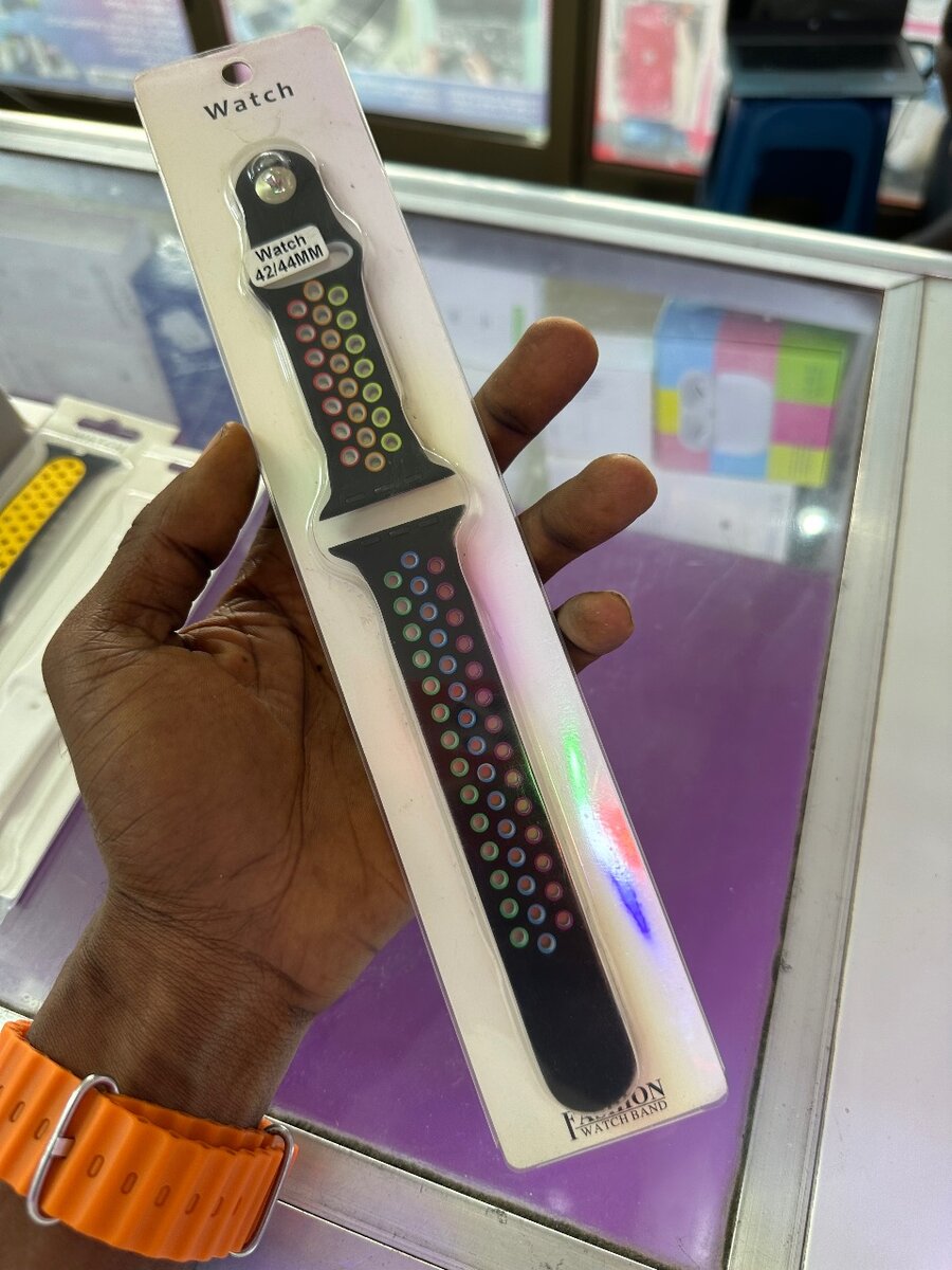 Apple Watch hand accessories