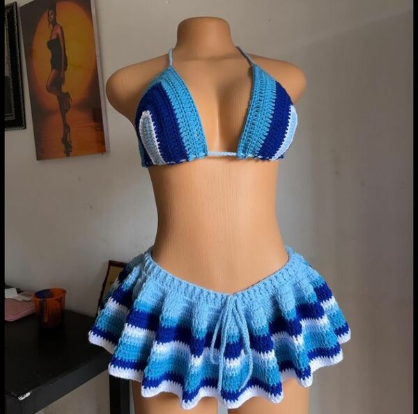 Bikini tricot à volants