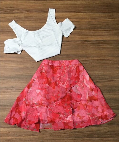 Pink floral mini skirt
