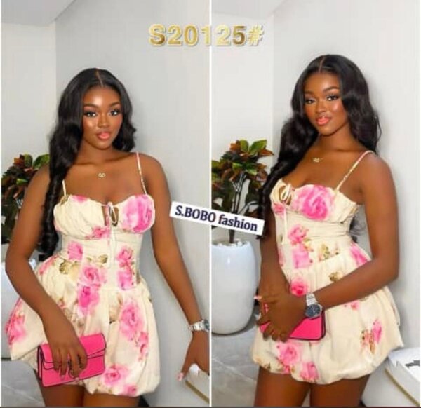 Robe à fleurs élégante femme