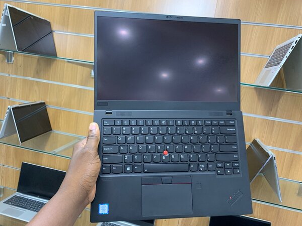 LENOVO THINKPAD X1 CARBON-GEN 7-TOUCH