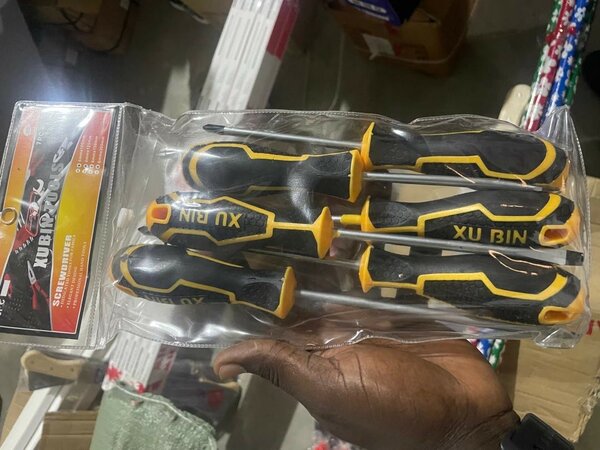 Set de tournevis XUBIN