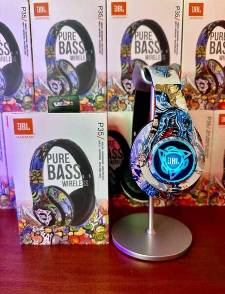 Casque bluetooth JBL P35 lumineux extra bass