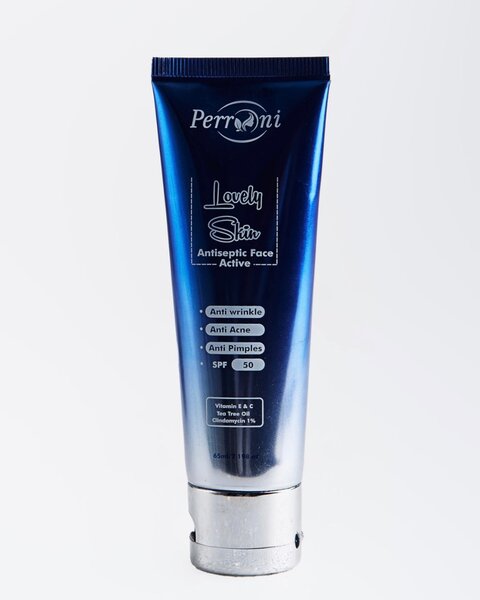 Lovely skin Acne defense face cream. (1 piece)
