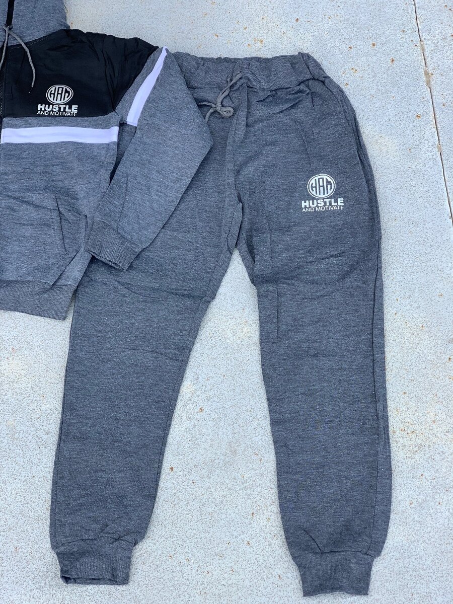 Hustle and motivate trucksuites k300