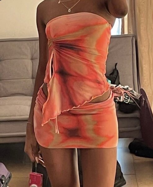 Robe élégante sans manches