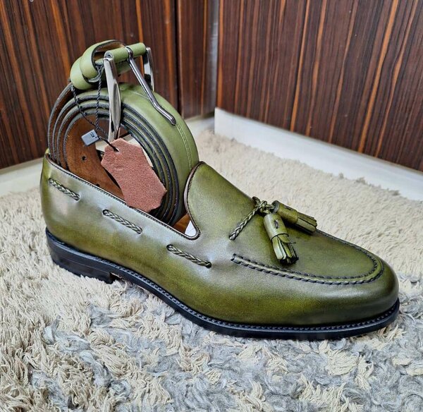 Alden en cuir vert élégants