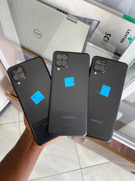 Samsung Galaxy A12