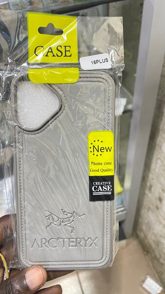 Coque iPhone 16 Plus Arc'teryx