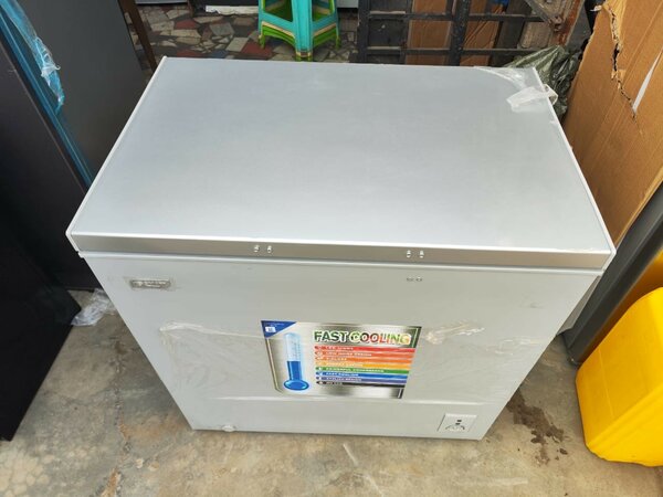 Congélateur Coffre SMART TECHNOLOGY STCC-250M - 199L - Blan