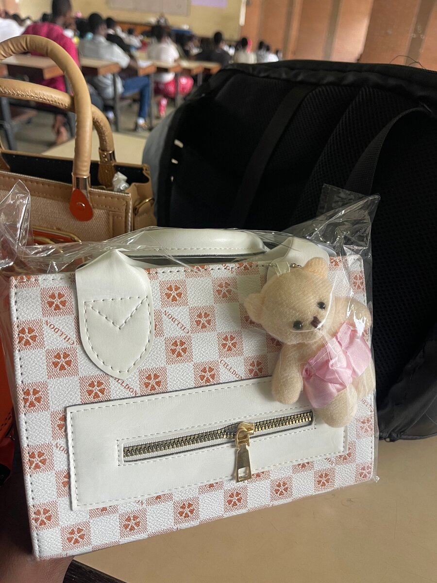 Sac à main élégant femme