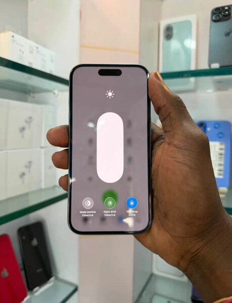 Apple iPhone 15 - Téléphone reconditionné