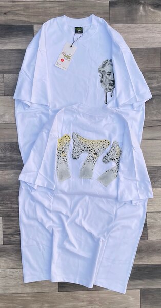 T-shirt blanc avec imprimé léopard