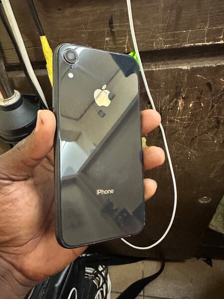 iPhone XR 64GB Noir