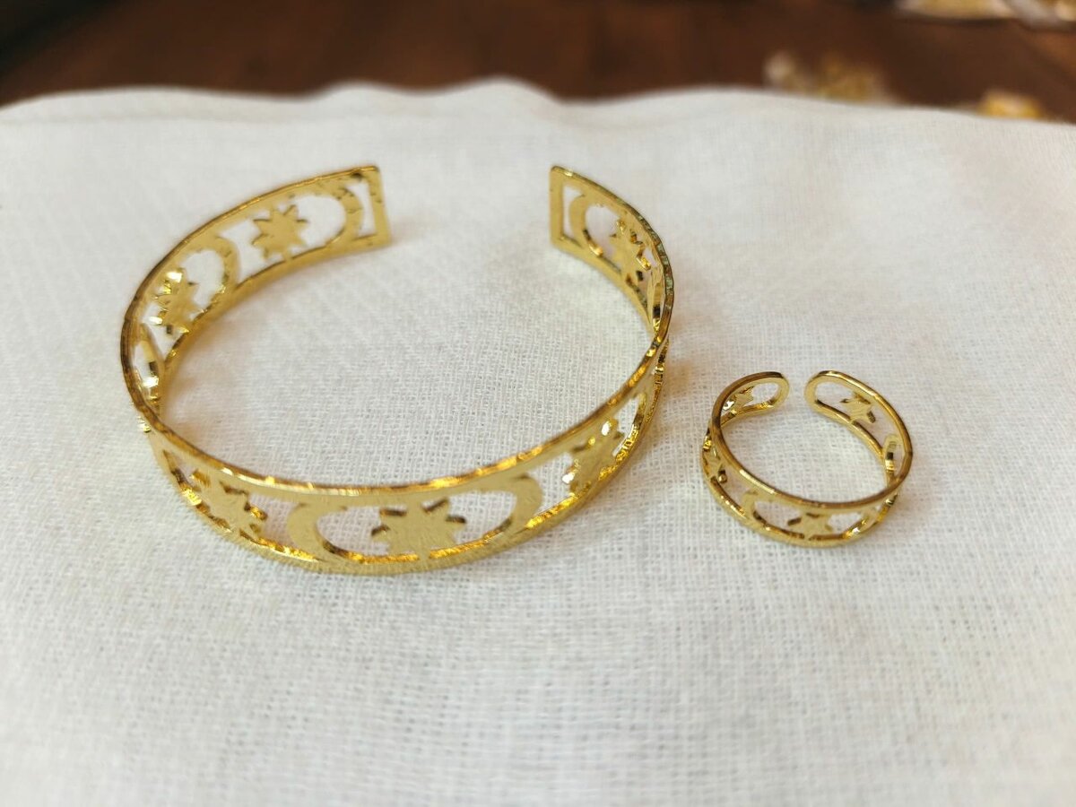 Bracelet et Bague Dorés