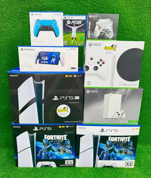 Console PS5 Sony avec manette et jeux vidéo