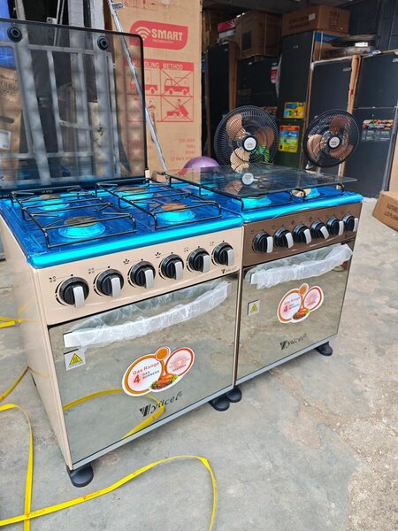 Cuisinier à gaz 4 feux 70mil