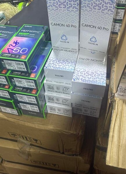 Smartphone Tecno CAMON 40 Pro