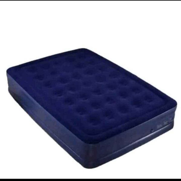 Super matelas gonflable importer de l'Italie