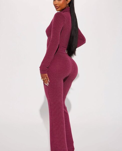 FASHIONNOVA RIBBED SET AVAILABLE IN UK8-16.