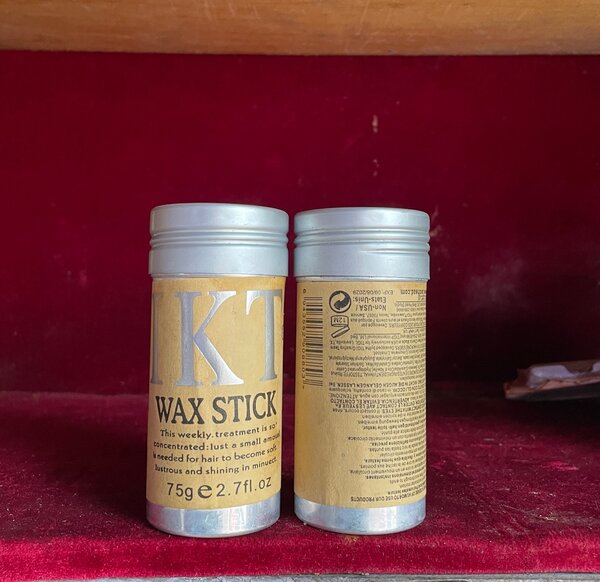 Stick de cire capillaire